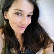 Dottoressa in lingue impartisce ripetizioni di inglese e spagnolo, per scuole medie e superiori. Universitari, talvolta